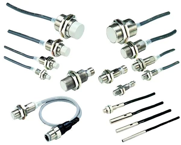 OMRON E2E-X18MY1-US Omron  Proximity Sensors E2E-X18MY1-US Repair Service and Sales //www.caldebtnet.com/wp-content/uploads/2021/september/omron/E2E-X18MY1-US.jpg